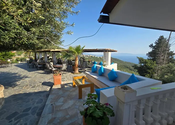 Panorama Bed and Breakfast 3*