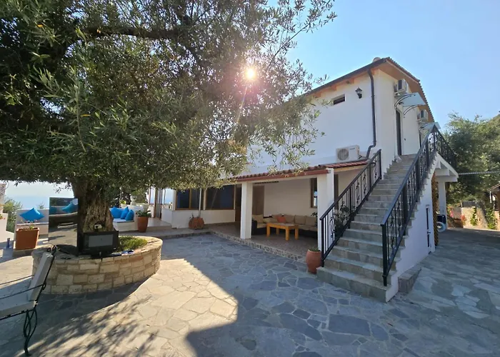 Bed and Breakfast Panorama Piqeras